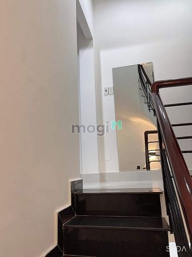 Hình ảnh Nhà đẹp Âu Dương Lân P3, Q8 . Sàn đúc thật BTCT