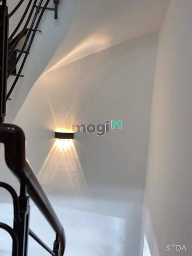 Hình ảnh Nhà đẹp Âu Dương Lân P3, Q8 . Sàn đúc thật BTCT