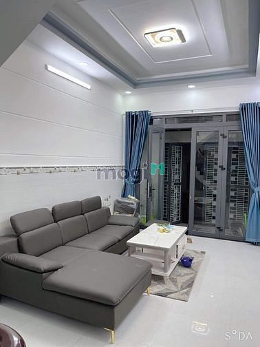 Hình ảnh Nhà đẹp Âu Dương Lân P3, Q8 . Sàn đúc thật BTCT