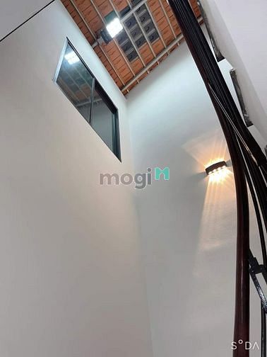 Hình ảnh Nhà đẹp Âu Dương Lân P3, Q8 . Sàn đúc thật BTCT