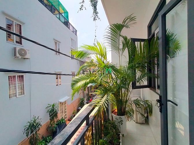 Hình ảnh Phòng full nt ban công rộng rãi thoáng mát