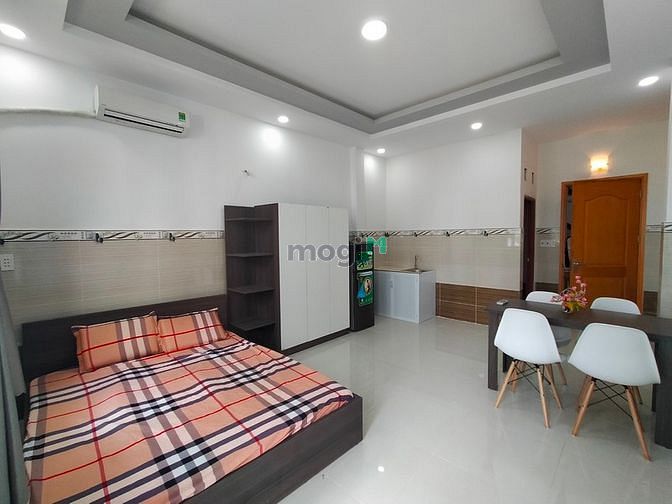 Hình ảnh Phòng full nt ban công rộng rãi thoáng mát