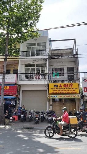 Hình ảnh Cho thuê mặt tiền 151C - 151D Trần Quang Khải, Quận 1