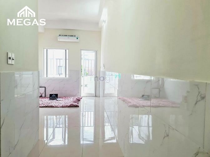 Hình ảnh Cho thuê phòng trọ mới xây ngay Nguyễn Thị Định có ban công