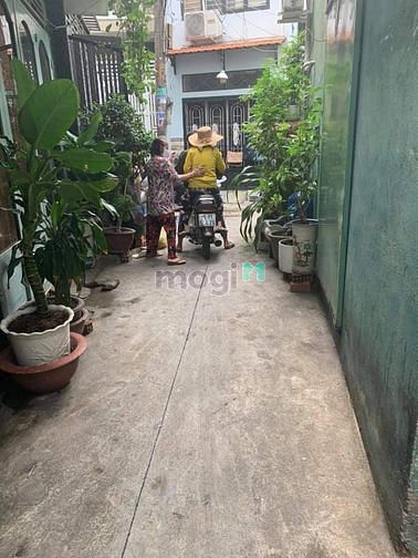 Hình ảnh Hót. Giảm 200 tr, Giá mới 2.5 tỷ - Quận 4 - Đoàn Văn Bơ