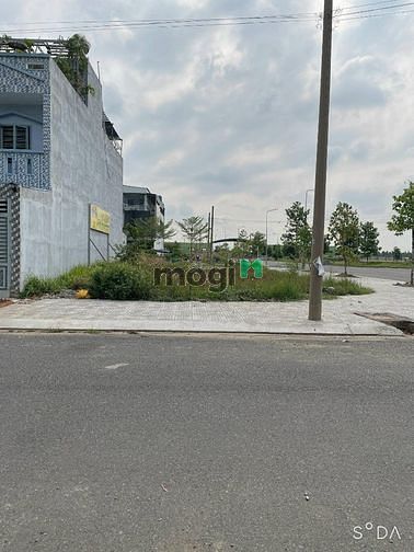 Hình ảnh Bán gấp 3 nền 2MT, gần VINCOM Tên Lửa.