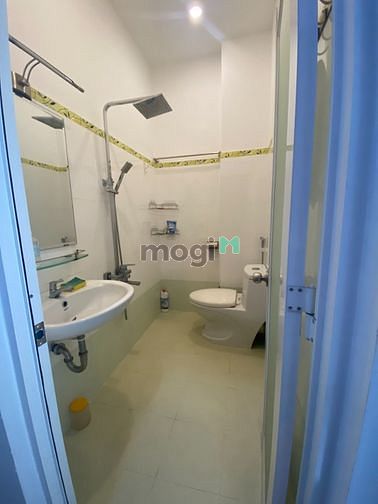 Hình ảnh Bán nhà mới HXH 4 lầu hẻm 178 Phan Đăng Lưu,F3 DT:3.3 x 8.5m.6.1 tỷ