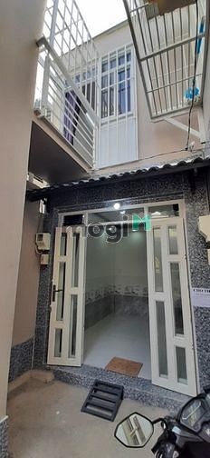 Hình ảnh Cho thuê nhà nguyên căn, hẻm 1,8m