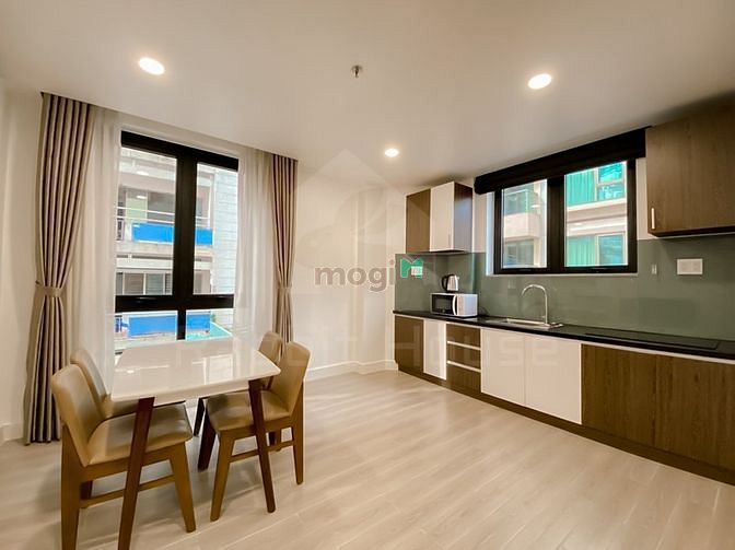 Hình ảnh CHDV trung tâm giao Quận 1 - Bếp riêng rộng - An ninh - Bao phí