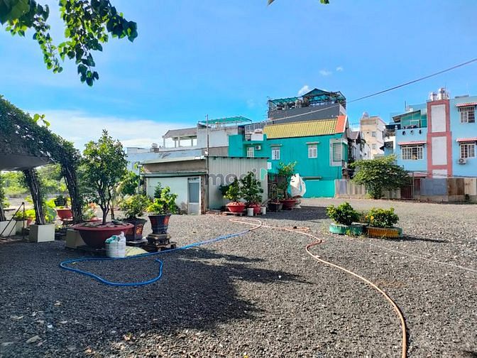 Hình ảnh Bán hơn 1800m2 đất đường Tạ Quang Bửu, Phường 6, Quận 8.