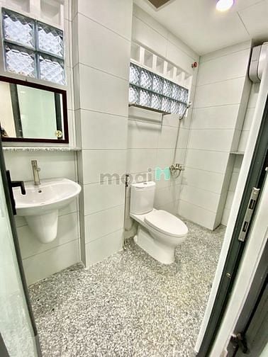 Hình ảnh << MQhouse.vn >> Thảo Điền_giá chỉ từ 6tr máy giặt riêng_cửa sổ lớn