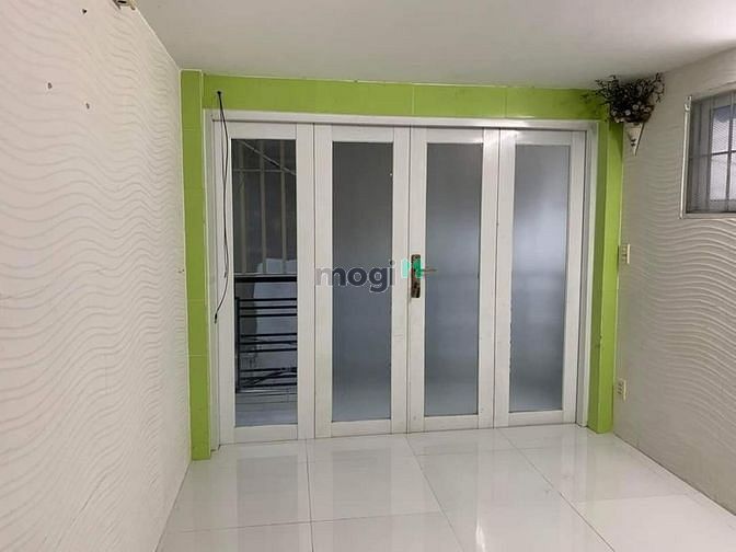 Hình ảnh Bán Nhà (3.5Tỷ) Sát Phan Xích Long Khu Ăn Uống Sầm Uất