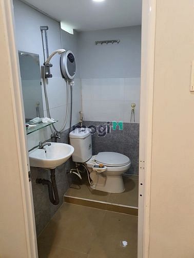 Hình ảnh Nhà mới nguyên căn, Nơ Trang Long, 2PN 3WC