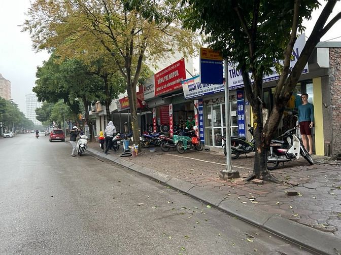Hình ảnh Gia đình đi định cư nước ngoài cần bán lô đất 92m2 mặt phố Việt Hưng