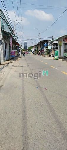 Hình ảnh Bán Lô Đất Mặt Tiền Đường Hàng Tre,P.Long Thạnh Mỹ,DT 106m2