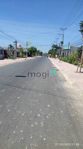 Hình ảnh Đất Thổ Cư 100m² Ngay Chợ Long Cang, Đối Diện UBND  Xã Long Cang.