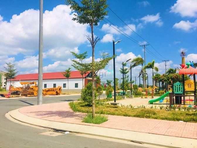 Hình ảnh Đất Thổ Cư 100m² Ngay Chợ Long Cang, Đối Diện UBND  Xã Long Cang.
