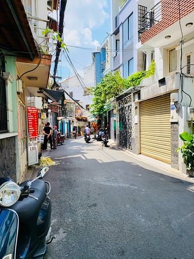 Hình ảnh Bán NHà HXH Hoàng Hoa Thám 5.75 tỷ