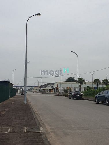 Hình ảnh Cho thuê 5000m2 đất trống trong KCN Đài Tư, quận Long Biên, Hà Nội.