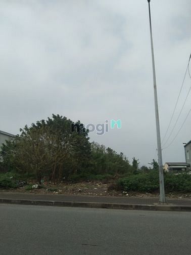 Hình ảnh Cho thuê 5000m2 đất trống trong KCN Đài Tư, quận Long Biên, Hà Nội.