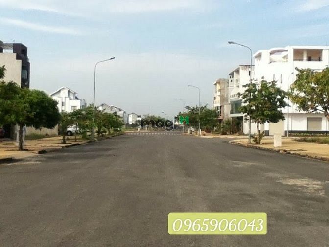 Hình ảnh Cần sang gấp lô đất Đ.ĐỖ XUÂN HỢP, Q9, DT 100m2, giá 2,5 tỷ, SHR