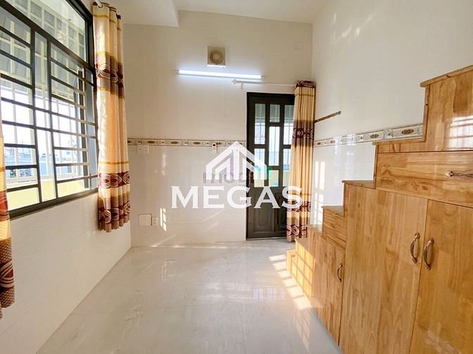 Hình ảnh Phòng full nội thất gần ngã tư bốn xã