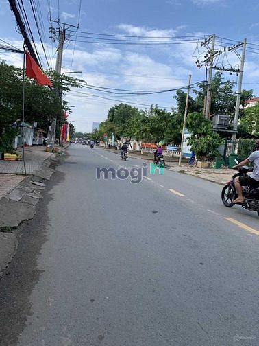 Hình ảnh Bán Lô 6 x 18m, gần chợ Đệm, cách THPT Tân Túc 500m