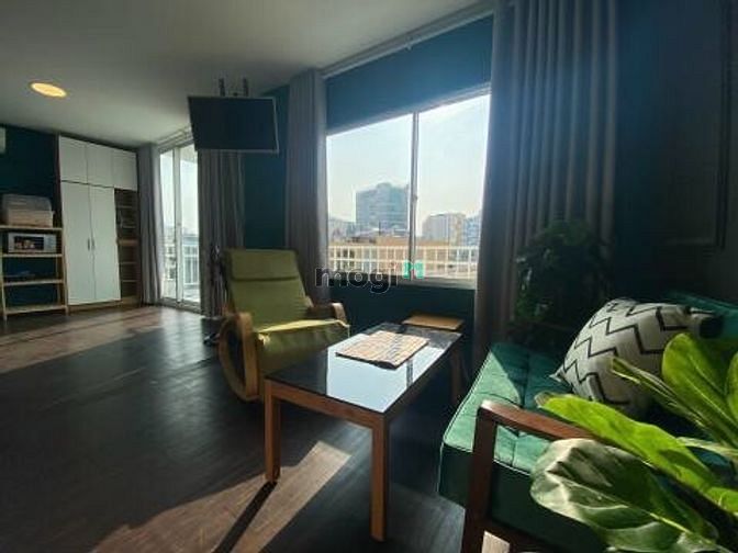Hình ảnh Penhouse tone vintage giữa lòng Quận 1 sát Bùi Viện