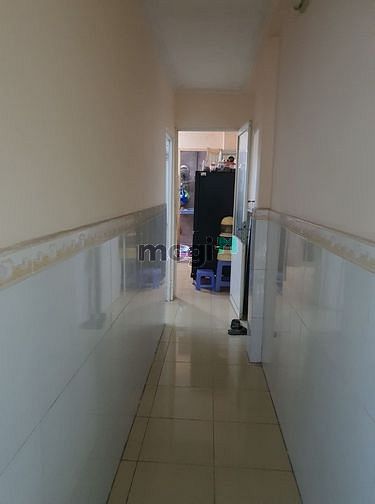 Hình ảnh Bán nhà Hòa Bình 64m2 hẻm xe hơi thông chỉ 5.X tỷ