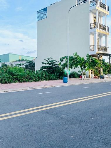 Hình ảnh Kẹt tiền bán đất 57m2 thổ cư gần Aeon Mall Bình Tân , giá 3 tỷ 648tr
