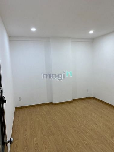 Hình ảnh Cần bán gấp CHCC H1 Hoàng Diệu, DT: 77m2, 2PN, 1WC, 2 ban công