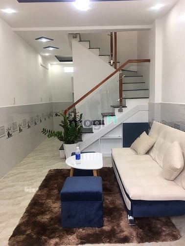 Hình ảnh HXH Nguyễn Văn Quá 3 tầng 3 PN 35m2 cách MT 50m