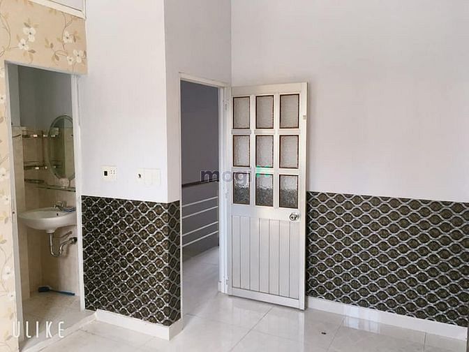 Hình ảnh HXH Nguyễn Văn Quá 3 tầng 3 PN 35m2 cách MT 50m