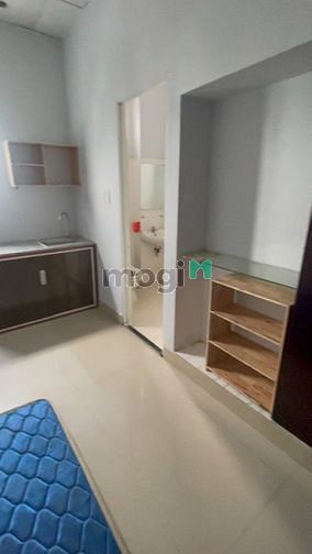 Hình ảnh Phòng thoáng mát giá rẻ sát Tân Bình Q12