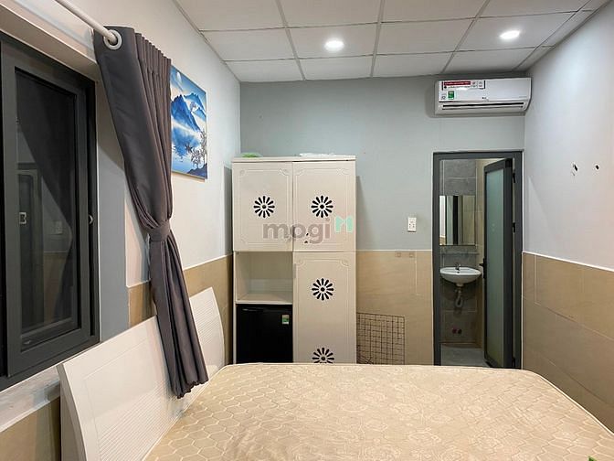 Hình ảnh Hướng mặt tiền Nguyễn Thị Thập//Studio cửa sổ to