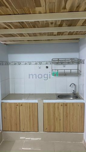 Hình ảnh Nhà 10X20 4L 38phong có gác MT Tân Bình