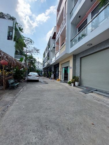 Hình ảnh Hẻm 5m – đ.số 16 – DT: 55 m2–  1T2L+ST – 4pn 3wc.