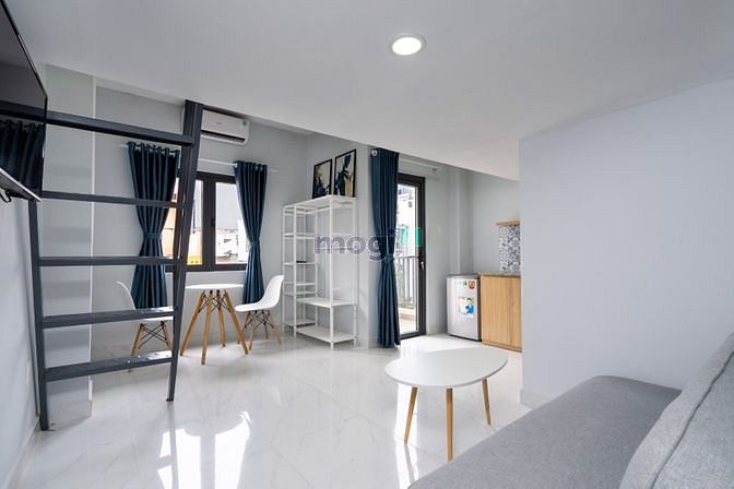 Hình ảnh Mb6623 nạp rút nhanh chóng đẹp có gác và ban công.