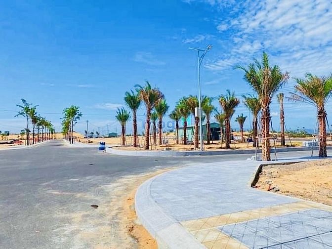 Hình ảnh Cần bán các lô đất nền ven biển, sở hữu lâu dài, giá từ 2,4 tỷ - 5 tỷ