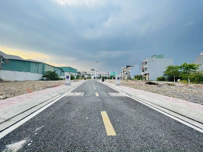 Hình ảnh Bán Đất Bình Tân , Cách Bệnh viện Bình tân 1km , Dân cư tiện tích 80%