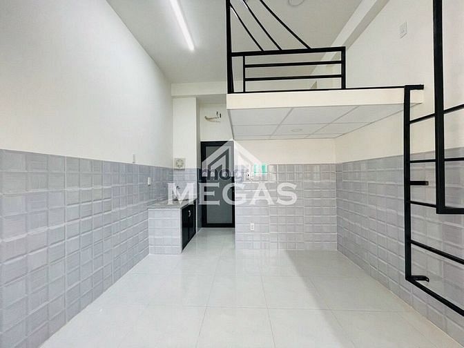 Hình ảnh Phòng trọ ngay Hutech_ngã tư Hàng Xanh_có gác_mới 100%