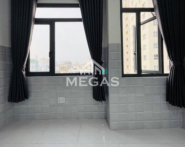 Hình ảnh Phòng trọ ngay Hutech_ngã tư Hàng Xanh_có gác_mới 100%