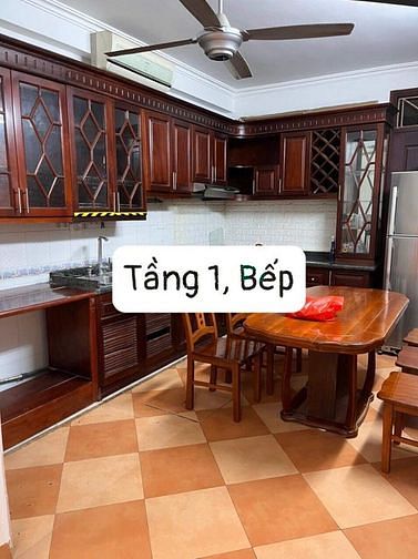 Hình ảnh Cho thuê nhà riêng 55m2 5 tầng Đội Cấn, Ba Đình full đồ 14tr/t