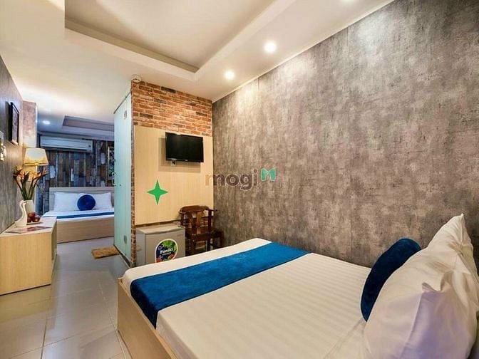 Hình ảnh Cho thuê Khách Sạn đường Đề Thám: Trệt 6L Thang Máy, 30P Full Nội Thất