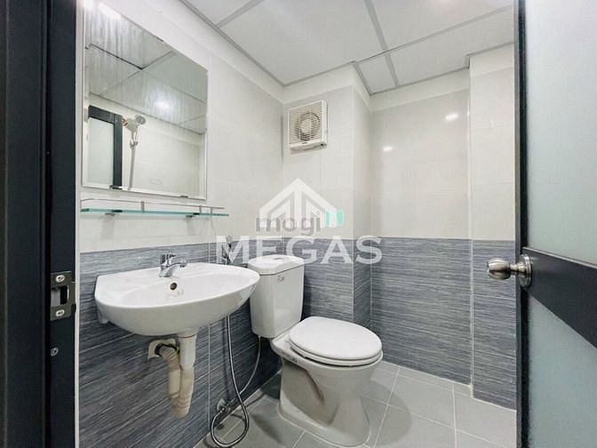 Hình ảnh Căn Hộ Dịch Vụ Ngay Gần UEF, HỒNG BÀNG, HUTECH...
