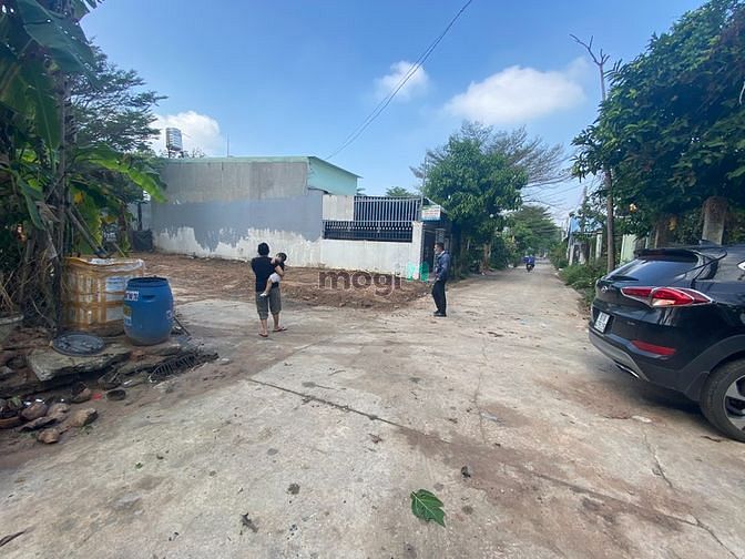 Hình ảnh cần tiền kinh doanh bán đất góc 2 mặt tiền đường 7m liền kề QL13 dân đ