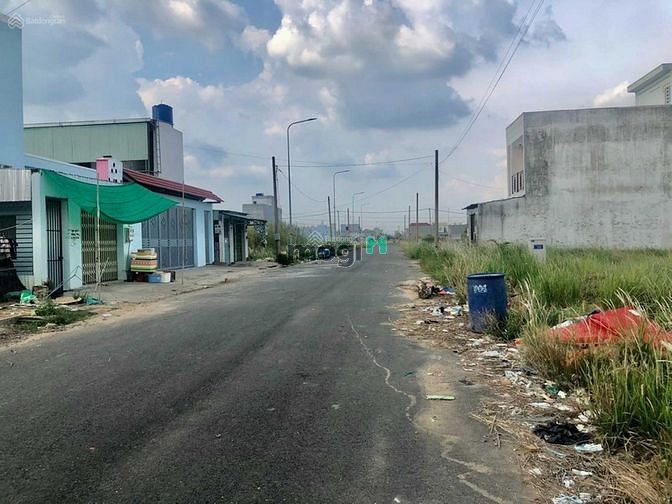 Hình ảnh Cần bán Gấp 3 nền liền kề  cực hiếm KDC Tên lửa 2