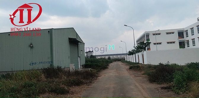 Hình ảnh BDS HVL Kho 280m2 KDC PHÚ NHUẬN, plong b, nền xi măng, sạch sẽ