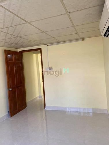 Hình ảnh Bán nhà Q11 ngay Bv Chợ Rẫy . Gần 30m2 . Chỉ 3.2 tỷ
