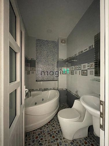 Hình ảnh Bán nhà MT đường số 44 - Quận 6